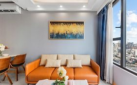 Oui Oui La Piscine Apartment In Saigon